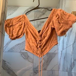 Cute off shoulder top.